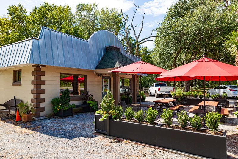 angel oak cafe outside travel is sweet