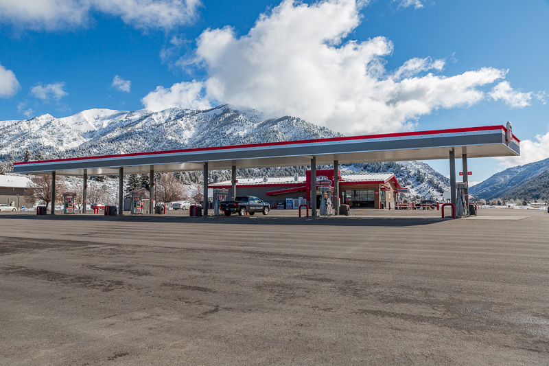 boondocking kj's alpine gas station