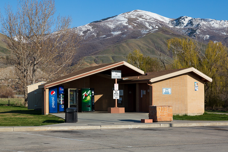 boondocking perry rest stop bathrooms