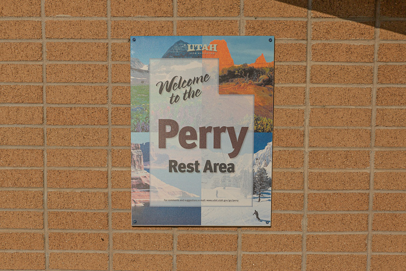 boondocking perry rest stop sign